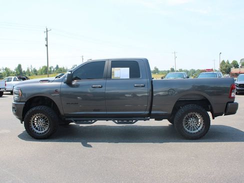 Used 2024 RAM 2500 Big Horn w/ Night Edition AWD/4WD image 6