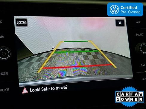 Certified 2022 Volkswagen Atlas Cross Sport SE image 15