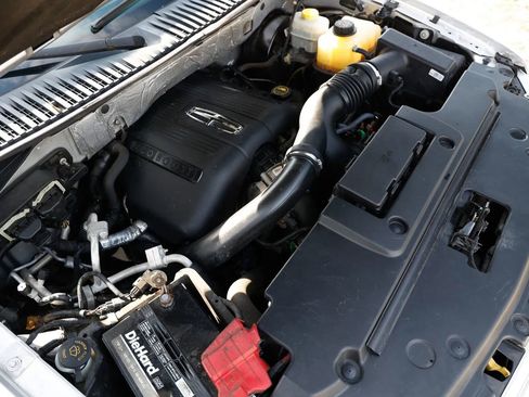 Used 2017 Lincoln Navigator Select image 43