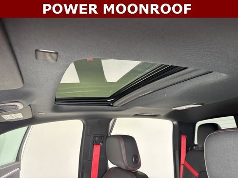 Used 2023 Chevrolet Colorado Z71 w/ Z71 Convenience Package 2 image 2