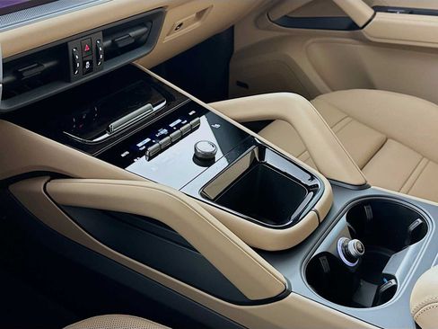 New 2026 Porsche Cayenne S AWD/4WD image 20