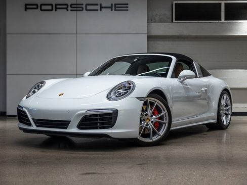 Used 2018 Porsche 911 Targa 4S image 1