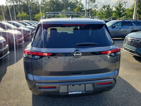 New 2026 Nissan Pathfinder SL FWD image 8