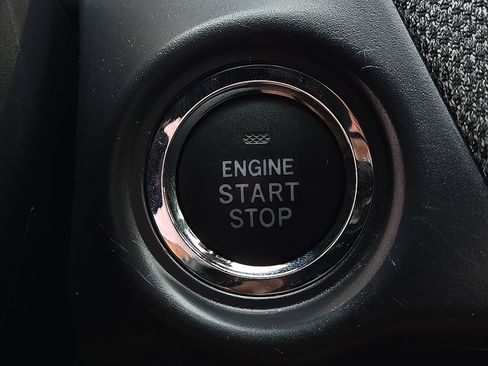 Certified 2026 Subaru Outback Limited AWD/4WD image 33