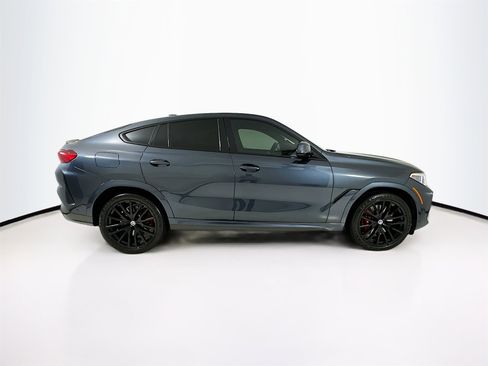 Used 2022 BMW X6 M50i w/ Executive Package image 9