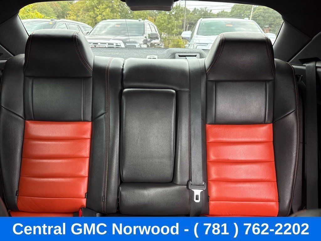 Used 2011 Dodge Challenger R/T RWD image 22