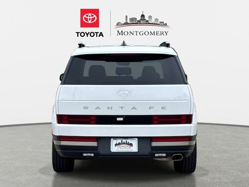 Used 2024 Hyundai Santa Fe Limited FWD image 4
