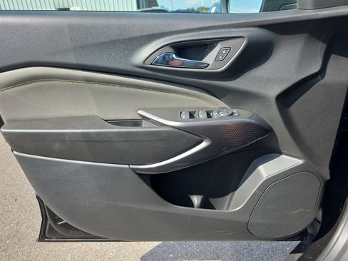 New 2026 Chevrolet Trax ACTIV w/ Driver Confidence Package FWD image 17