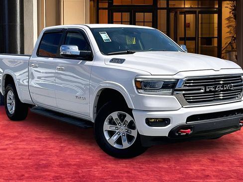 Used 2020 RAM 1500 Laramie AWD/4WD image 2