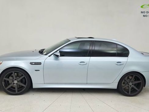 Used 2006 BMW M5 RWD image 10