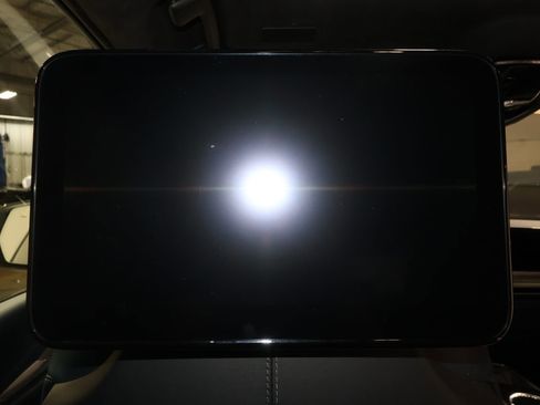 Certified 2026 Cadillac Escalade IQ Sport 2 AWD/4WD image 30