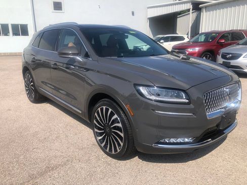 Used 2022 Lincoln Nautilus Black Label w/ Class II Trailer Tow Package AWD/4WD image 2