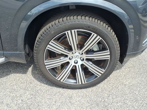 Used 2021 Volvo XC90 T8 Inscription w/ Lounge Package AWD/4WD image 11