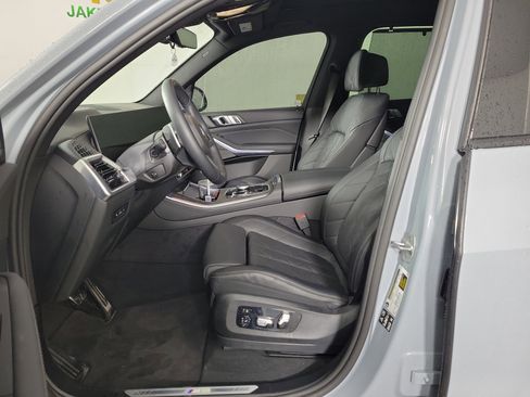 Certified 2026 BMW X5 xDrive40i w/ M Sport Package image 5