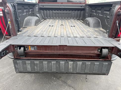 Used 2024 GMC Sierra 3500 Denali Ultimate AWD/4WD image 27