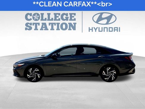 Used 2025 Hyundai Elantra Sport image 4