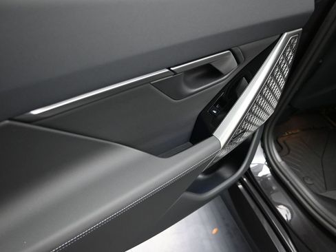 New 2026 BMW M5 w/ Executive Package AWD/4WD image 16