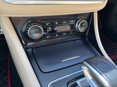 Used 2016 Mercedes-Benz GLA 45 AMG 4MATIC image 43