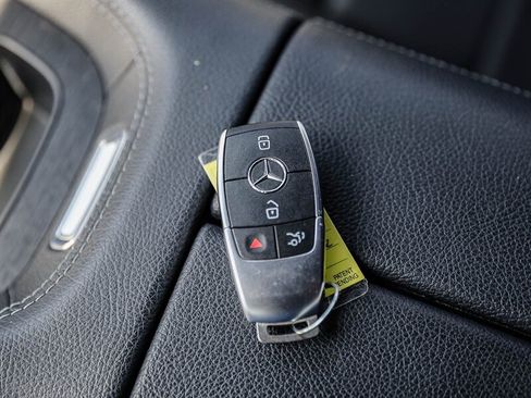 Used 2021 Mercedes-Benz GLE 350 4MATIC image 36