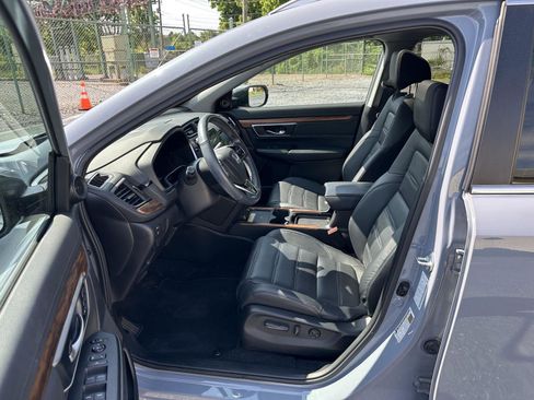 Used 2022 Honda CR-V Touring image 11