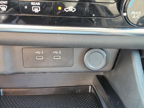 Used 2024 Nissan Rogue S AWD/4WD image 26