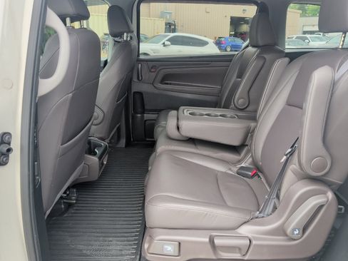 Used 2018 Honda Odyssey EX-L image 9