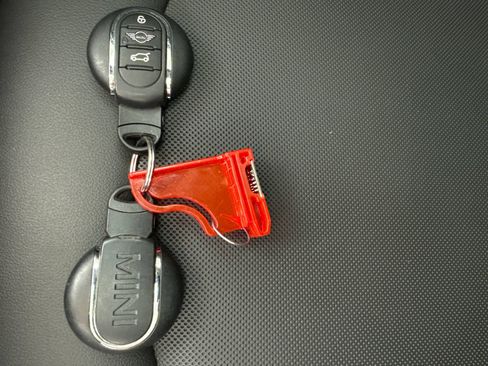 Used 2023 MINI Cooper 4-Door Hardtop FWD image 54