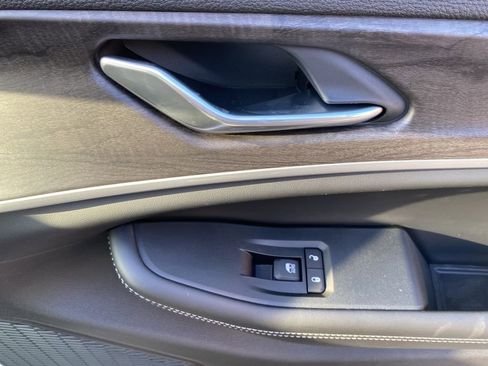 New 2025 Jeep Grand Cherokee Limited w/ Black Appearance Package image 11