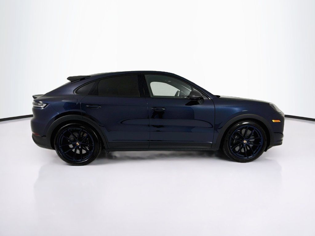Certified 2026 Porsche Cayenne Turbo GT AWD/4WD image 8