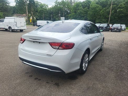 Used 2016 Chrysler 200 Limited FWD image 6