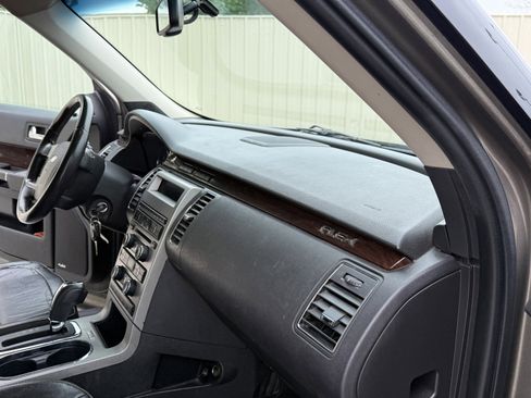 Used 2012 Ford Flex SEL w/ Equipment Group Order Code image 20