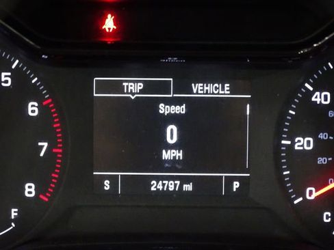 Used 2024 Chevrolet Trax LS image 34