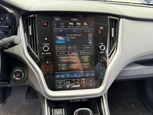 Used 2025 Subaru Outback Premium image 29