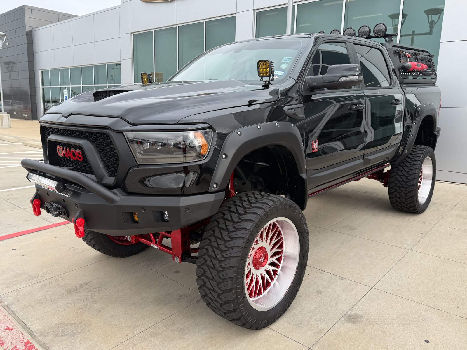 Used 2024 RAM 1500 Laramie AWD/4WD image 19