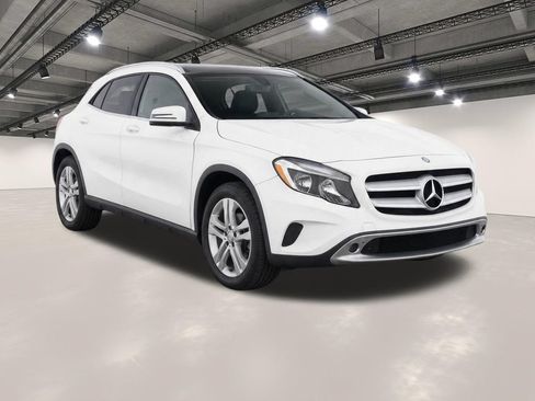 Used 2015 Mercedes-Benz GLA 250 image 2