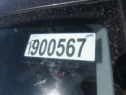 Used 2024 Hyundai Elantra SEL FWD image 7