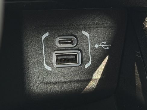 New 2026 Jeep Compass Latitude AWD/4WD image 13