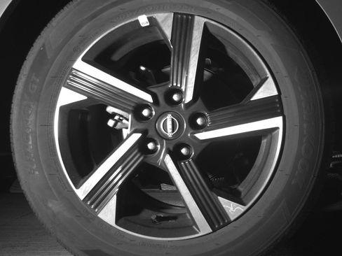 Used 2025 Nissan Sentra SV image 15