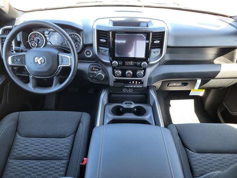 New 2026 RAM 1500 Express AWD/4WD image 21