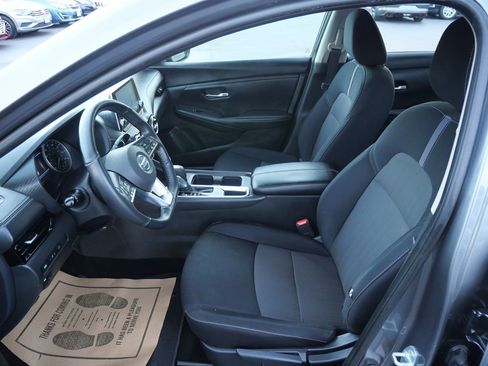 Used 2021 Nissan Sentra SV image 10