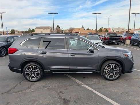Used 2023 Subaru Ascent Limited w/ Technology Package image 7