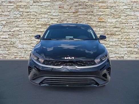 Certified 2024 Kia Forte LXS w/ LXS Technology Package FWD image 3