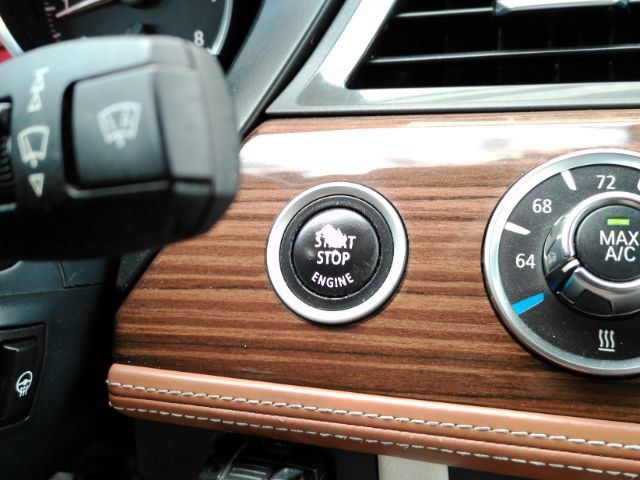 Used 2015 BMW Z4 sDrive28i RWD image 36