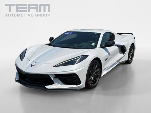 Used 2023 Chevrolet Corvette Stingray Premium Cpe w/ Z51 Performance Package RWD image 3