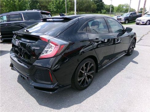 Used 2017 Honda Civic Sport image 12