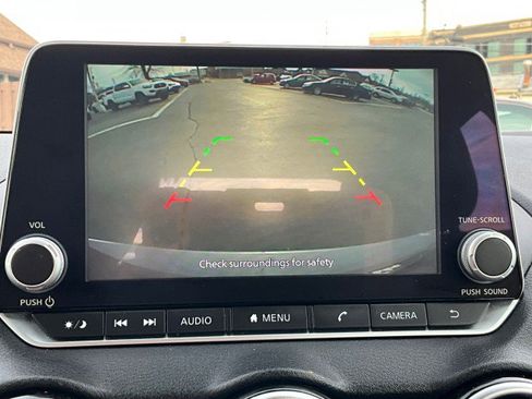 Used 2023 Nissan Sentra SV image 19