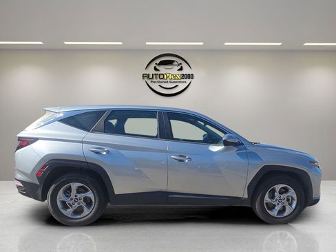 Used 2022 Hyundai Tucson SE image 8