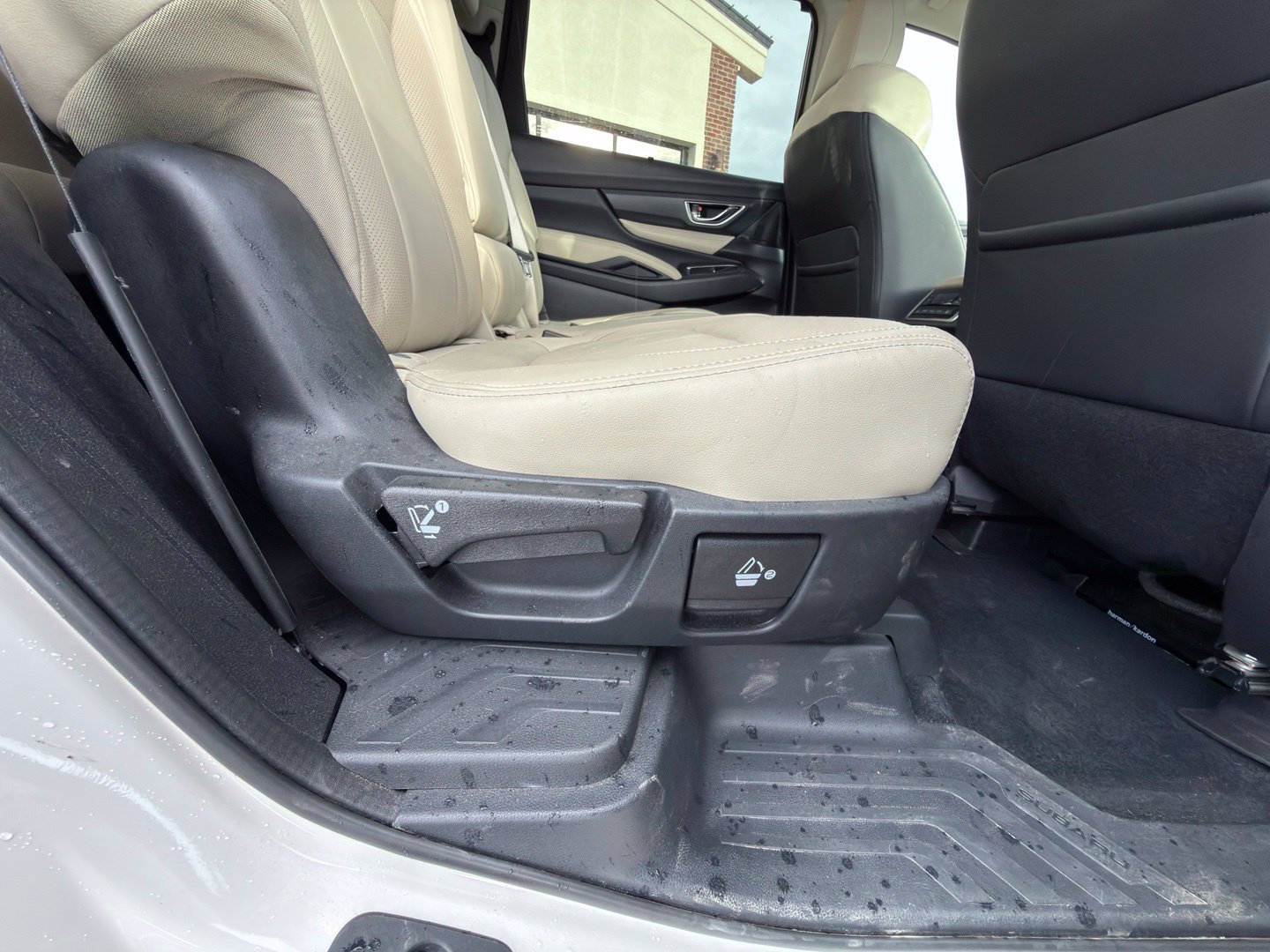 Used 2021 Subaru Ascent Limited w/ Technology Package AWD/4WD image 44