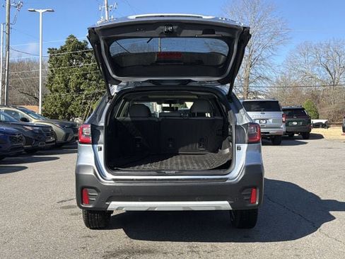Used 2022 Subaru Outback Limited image 14
