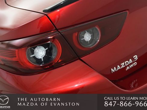 Certified 2025 MAZDA MAZDA3 2.5 Turbo Sedan w/Premium Plus image 33